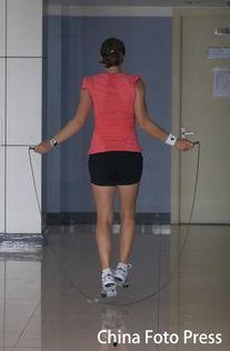 室内成人跳绳视频大全教程,跟随视频大全轻松学会健康运动