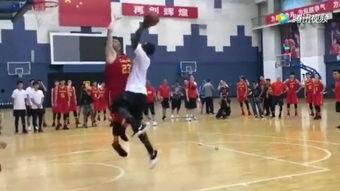 成人花式投篮表演视频,视觉盛宴来袭