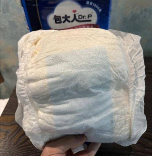 成人纸尿裤怎样穿视频,轻松掌握正确使用方法