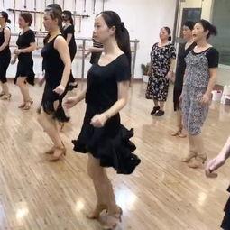 成人牛仔舞蹈视频,跟随视频学习成人牛仔舞蹈魅力