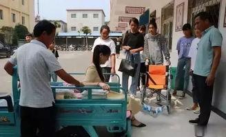 成人上课摔伤视频真实版,成人课堂意外摔伤，真实记录校园安全警示