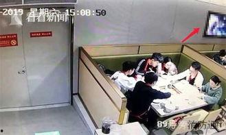 恶作剧成人吃饭视频播放,揭秘成人吃饭视频的搞笑瞬间