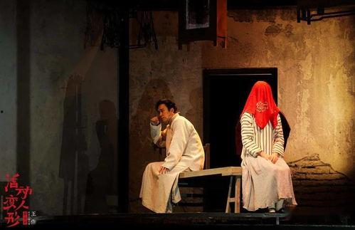 鞭子变成人形视频,揭秘神秘视频背后的奇幻传说